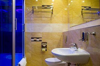 Hotel Holiday Park Hotel Warschau