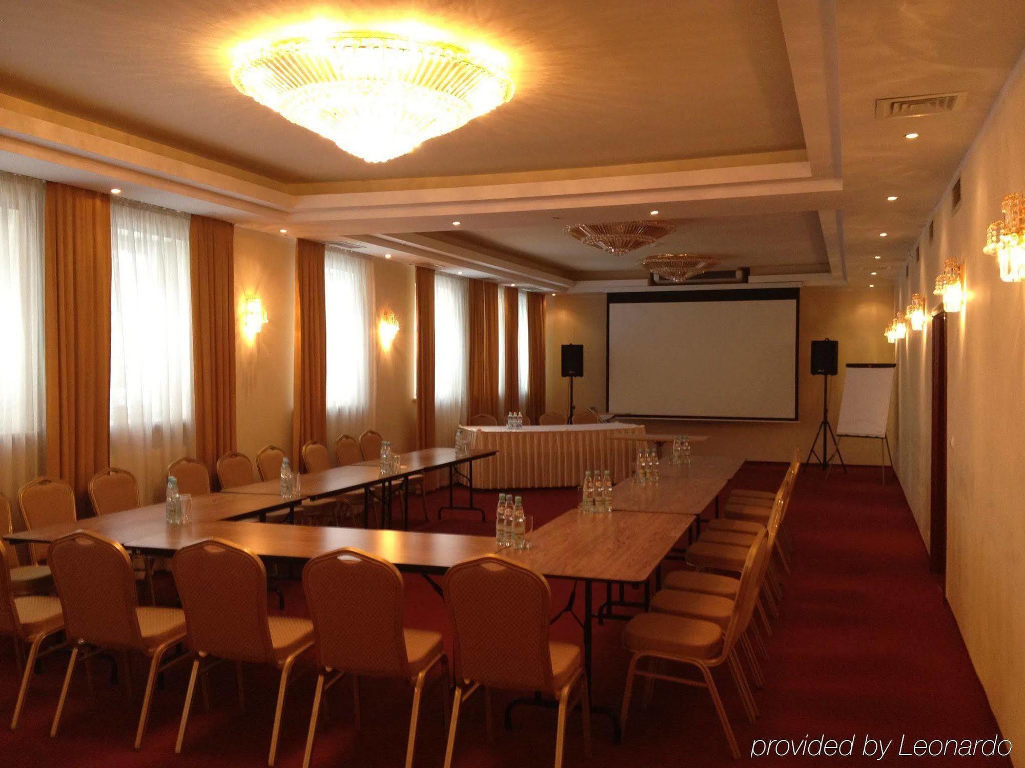 Hotel Holiday Park 3* Warschau